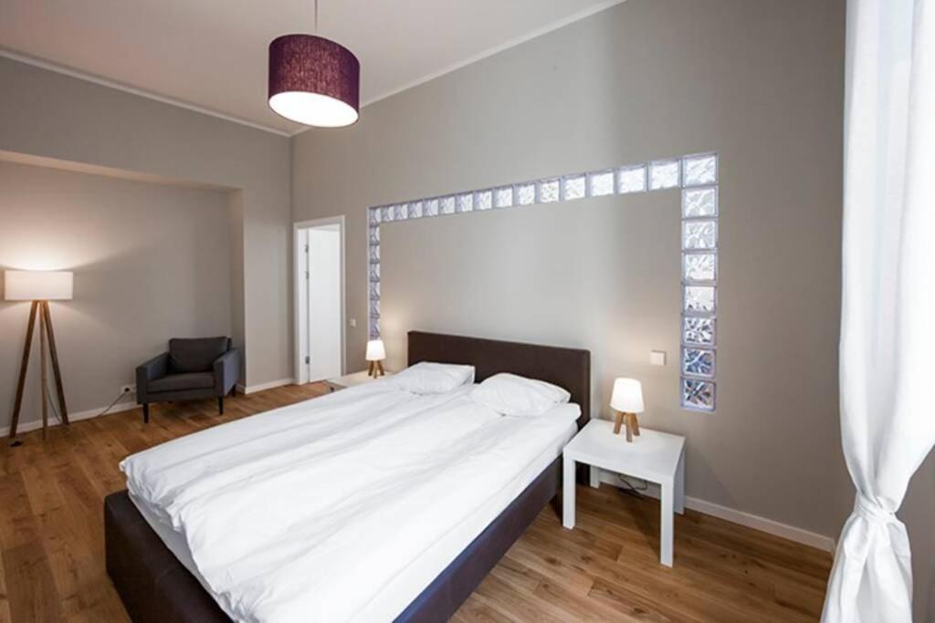 Modern & Spacious 80M2 Apartment In Riga Old Town Bagian luar foto
