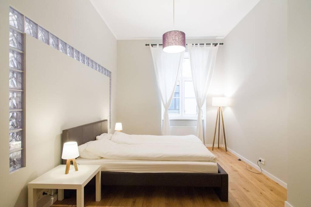 Modern & Spacious 80M2 Apartment In Riga Old Town Bagian luar foto